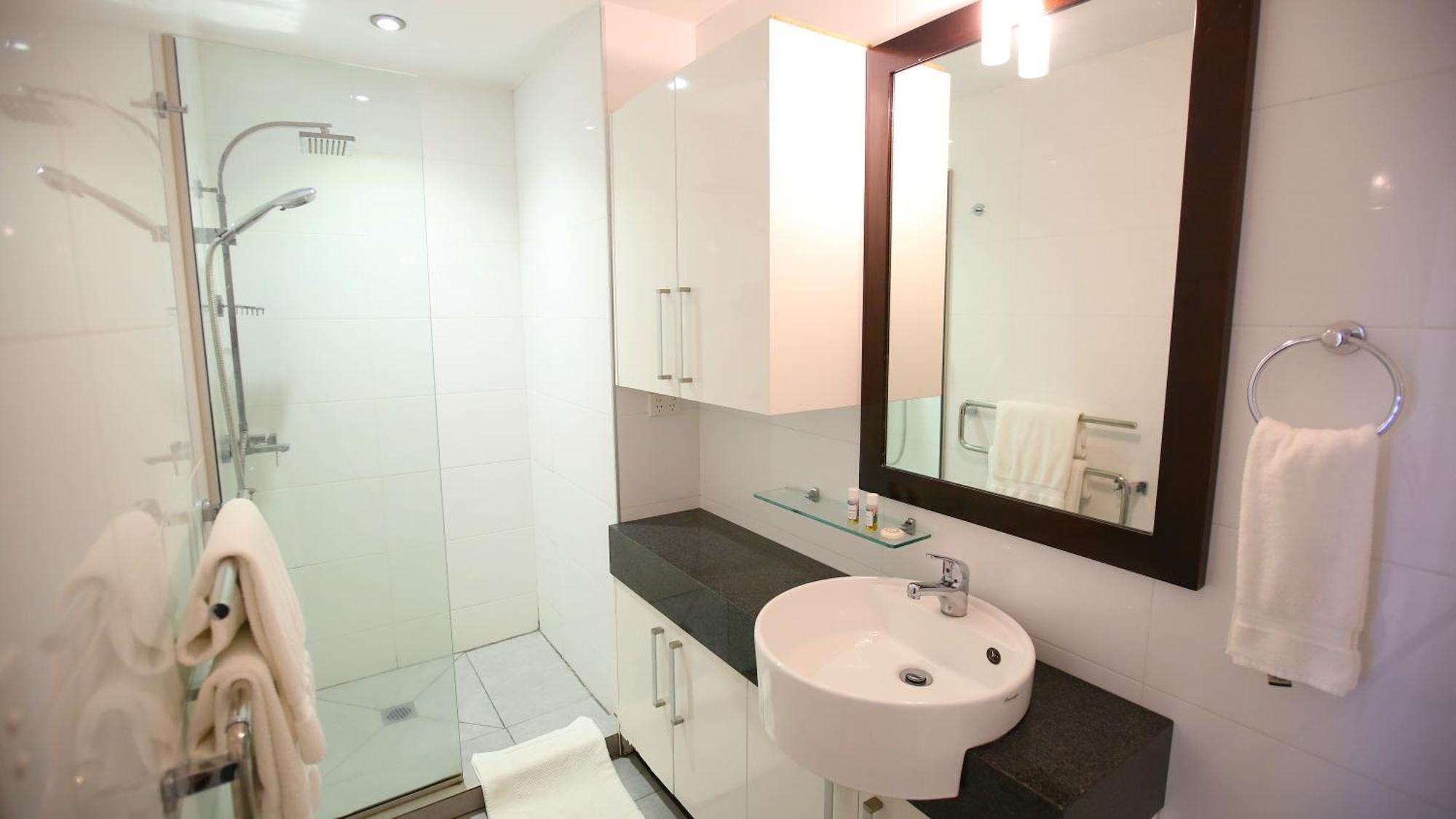Premiere Apartments Нади Екстериор снимка